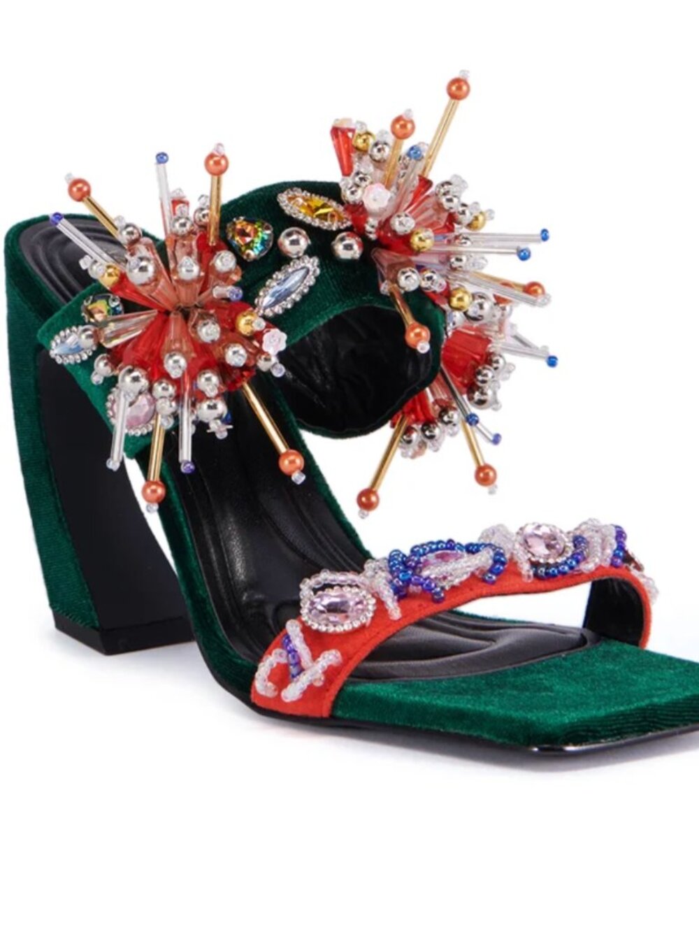 NWOT Azalea Wang Greenberry Green Embellished Velvet Sandal — Size 7